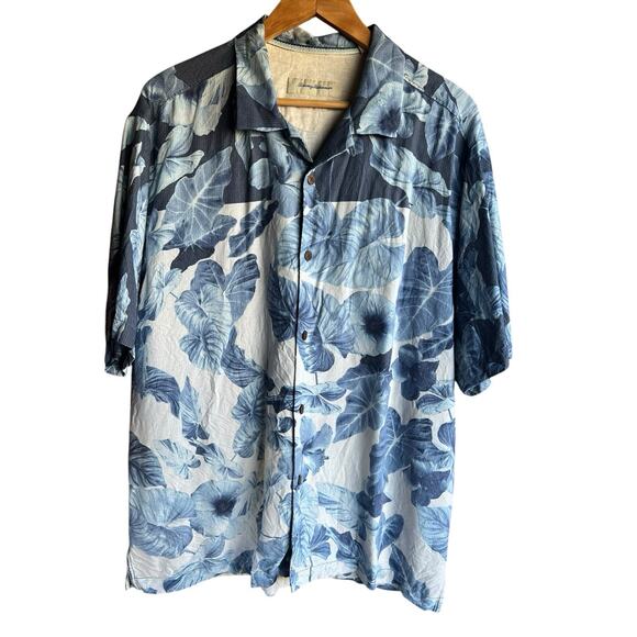 Tommy Bahama Men's Hawaiian Shirt LARGE Blue 100% Silk Short Slv Original Fit - Picture 1 of 8